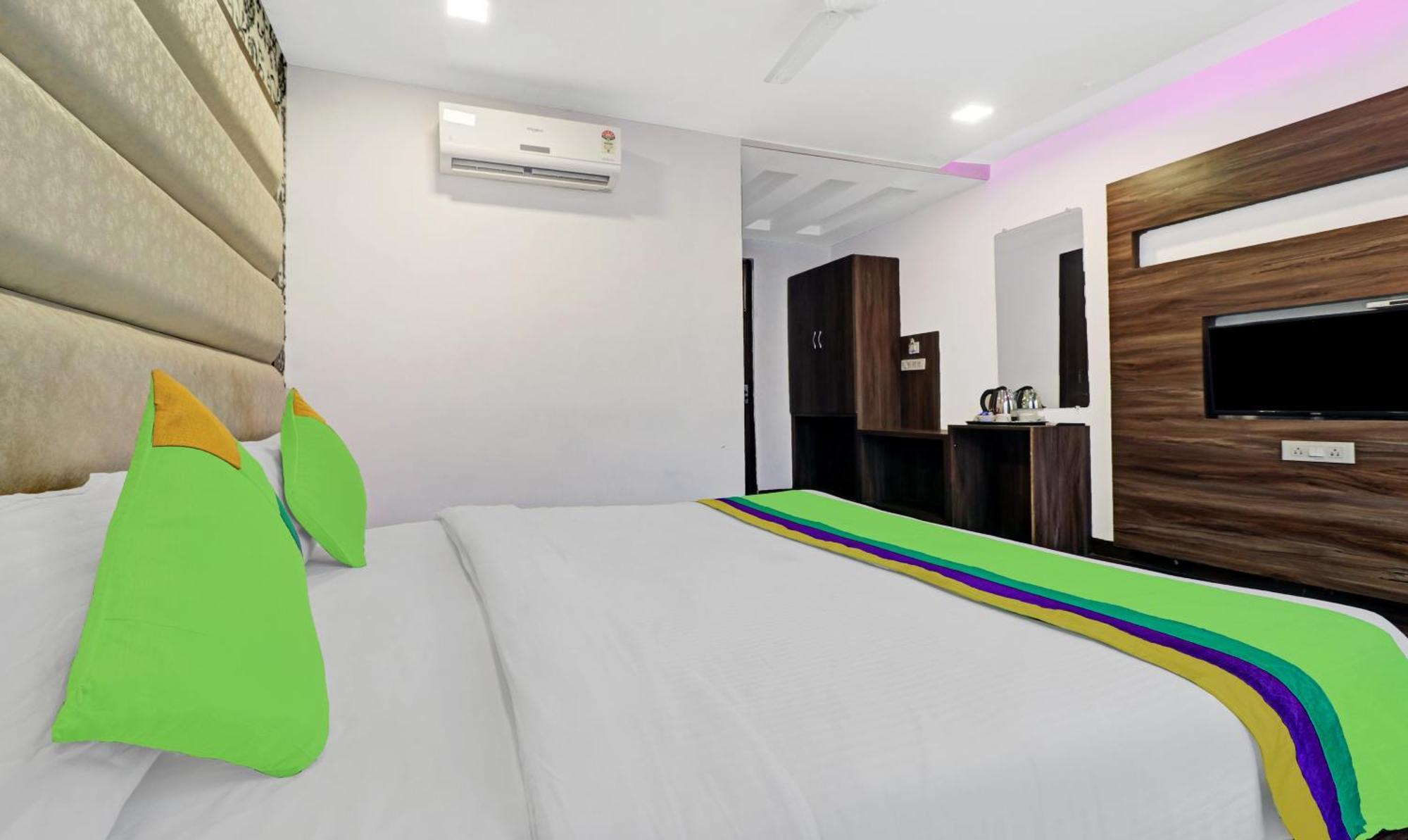 โอโย 15208 โฮเต็ล ยูนิก Hotel อัมริตสา ภายนอก รูปภาพ