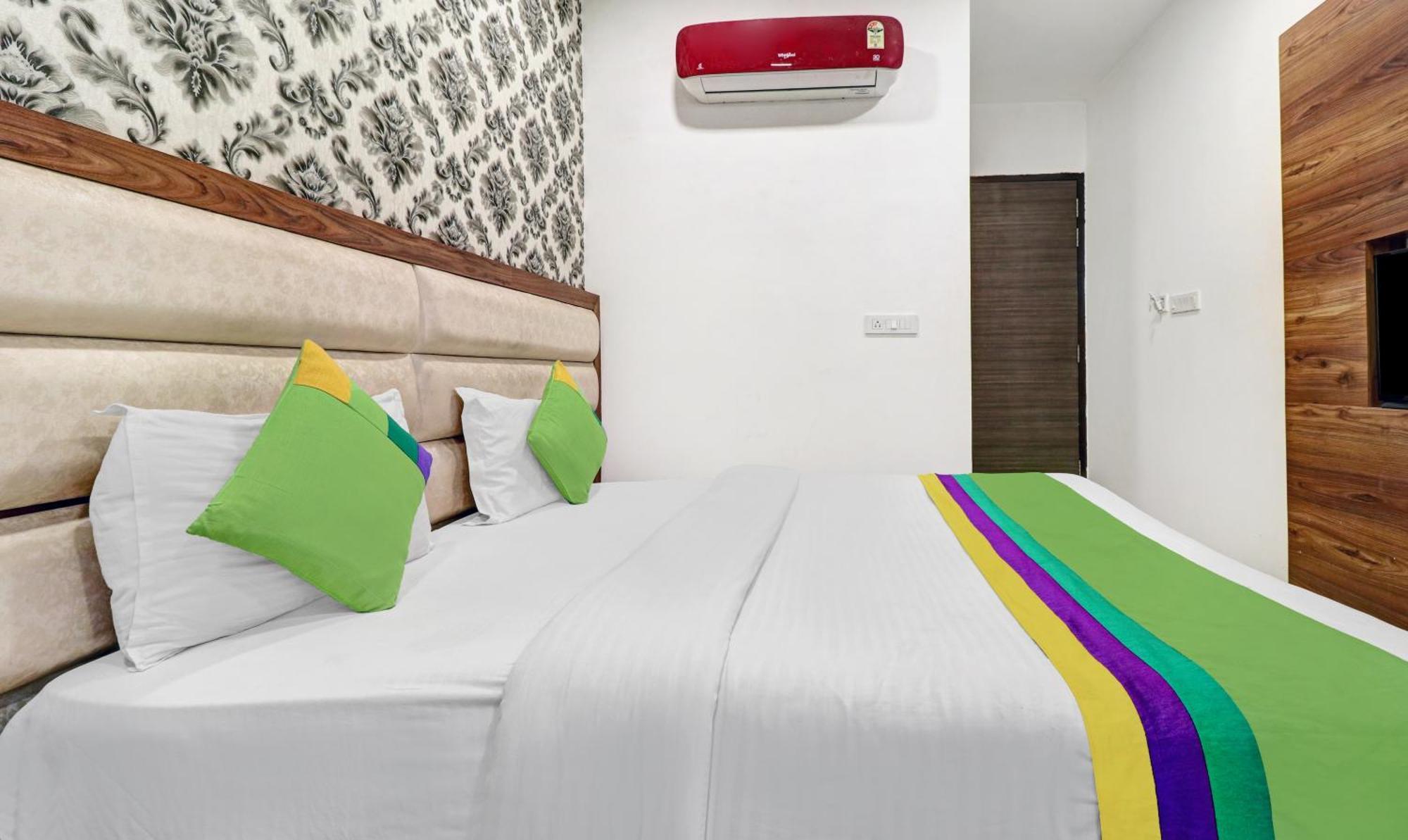 โอโย 15208 โฮเต็ล ยูนิก Hotel อัมริตสา ภายนอก รูปภาพ